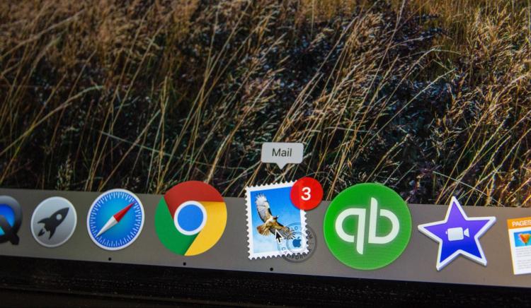 Screenshot of a taskbar with different app